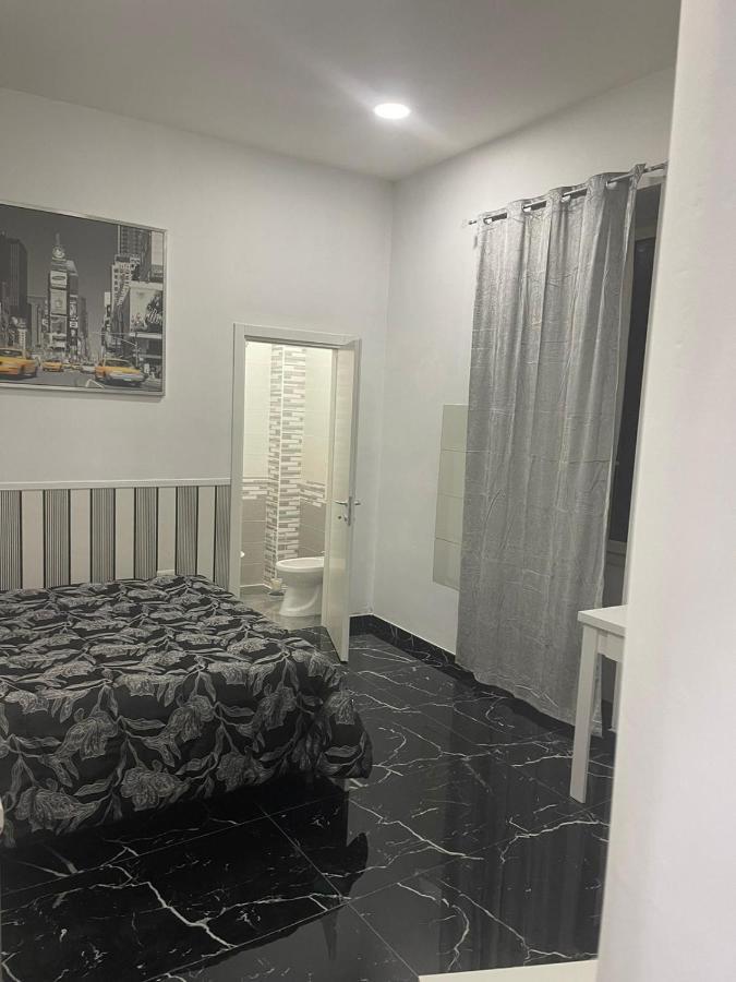 Casa Pagano Apartment เนเปิลส์ ภายนอก รูปภาพ