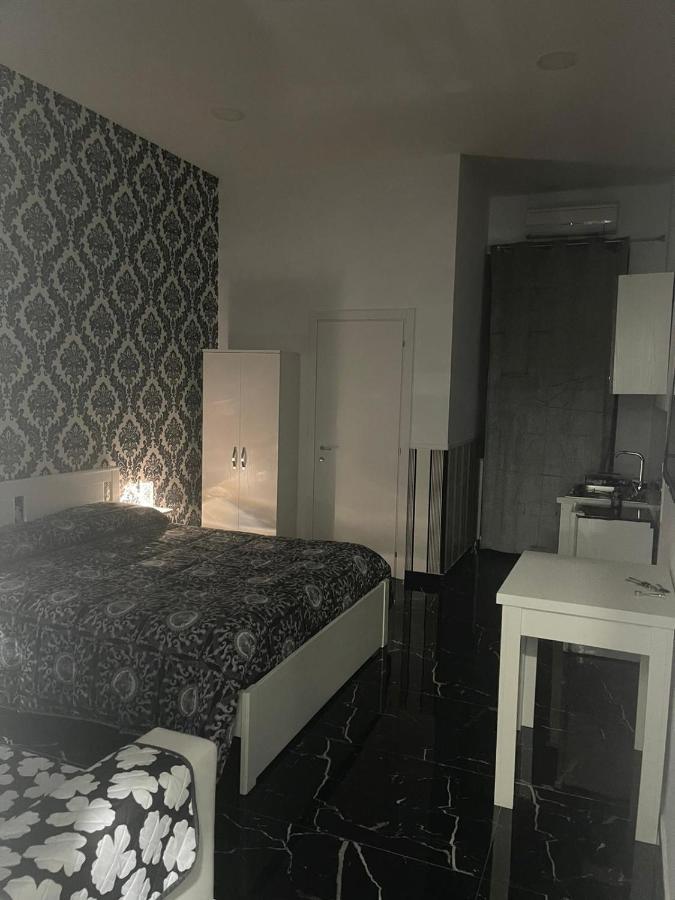 Casa Pagano Apartment เนเปิลส์ ภายนอก รูปภาพ