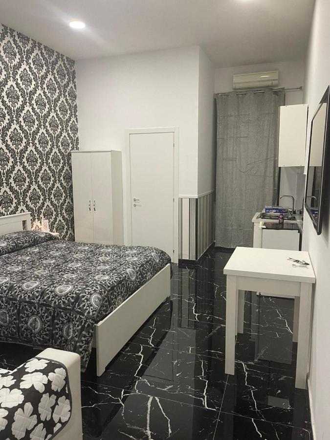Casa Pagano Apartment เนเปิลส์ ภายนอก รูปภาพ